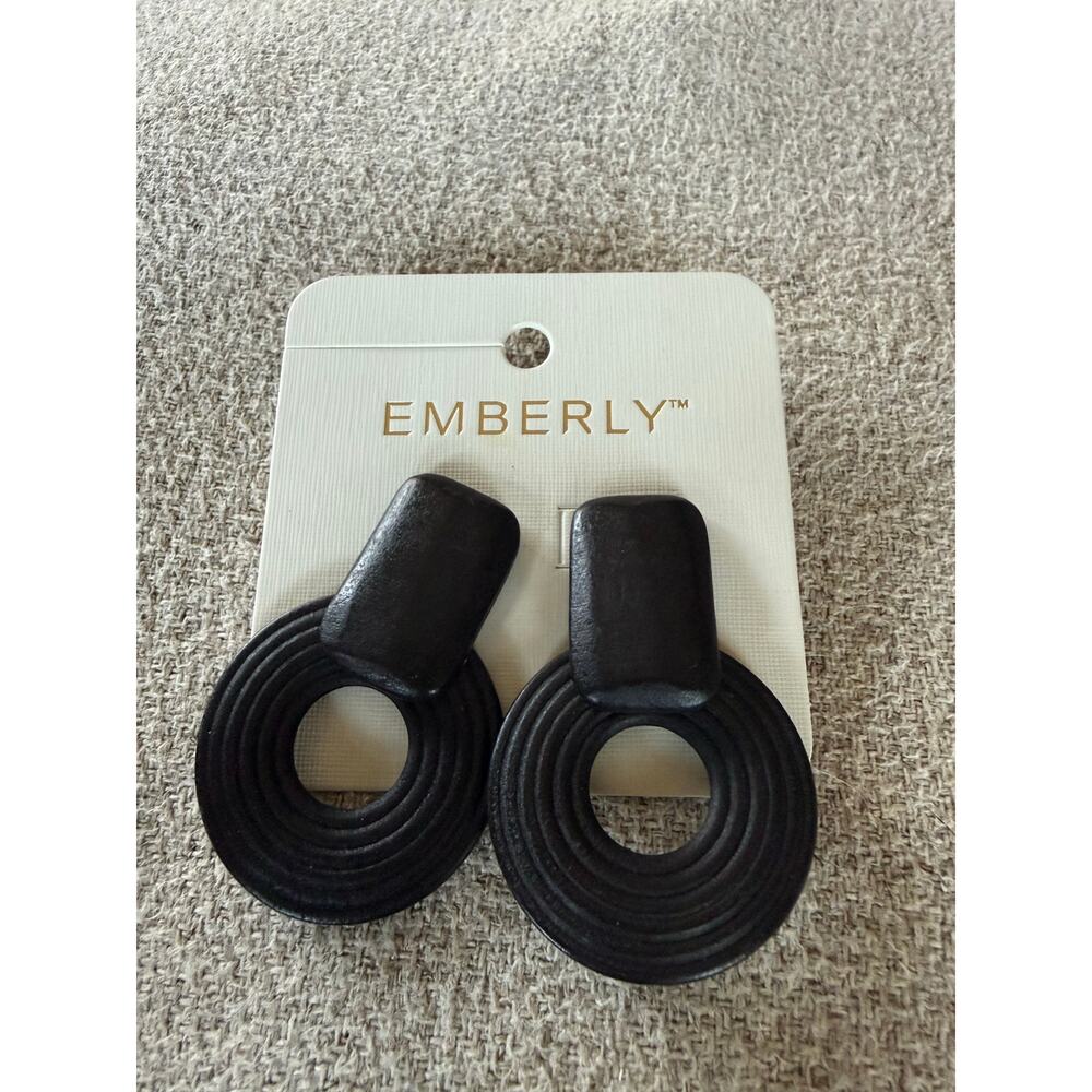 NWT Emberly Modern Wood Stud Statement Earrings